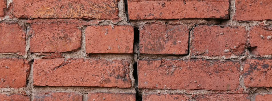 Top 6 Signs of Masonry Issues | Common Brick and Stone Wall Repairs