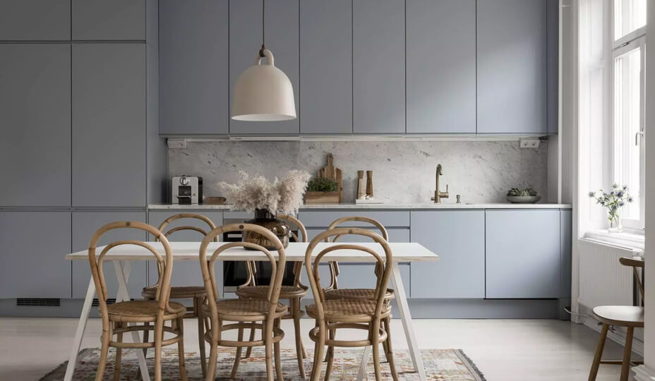 light grey kitchen